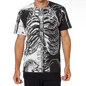 Skeleton Graphic T-Shirt